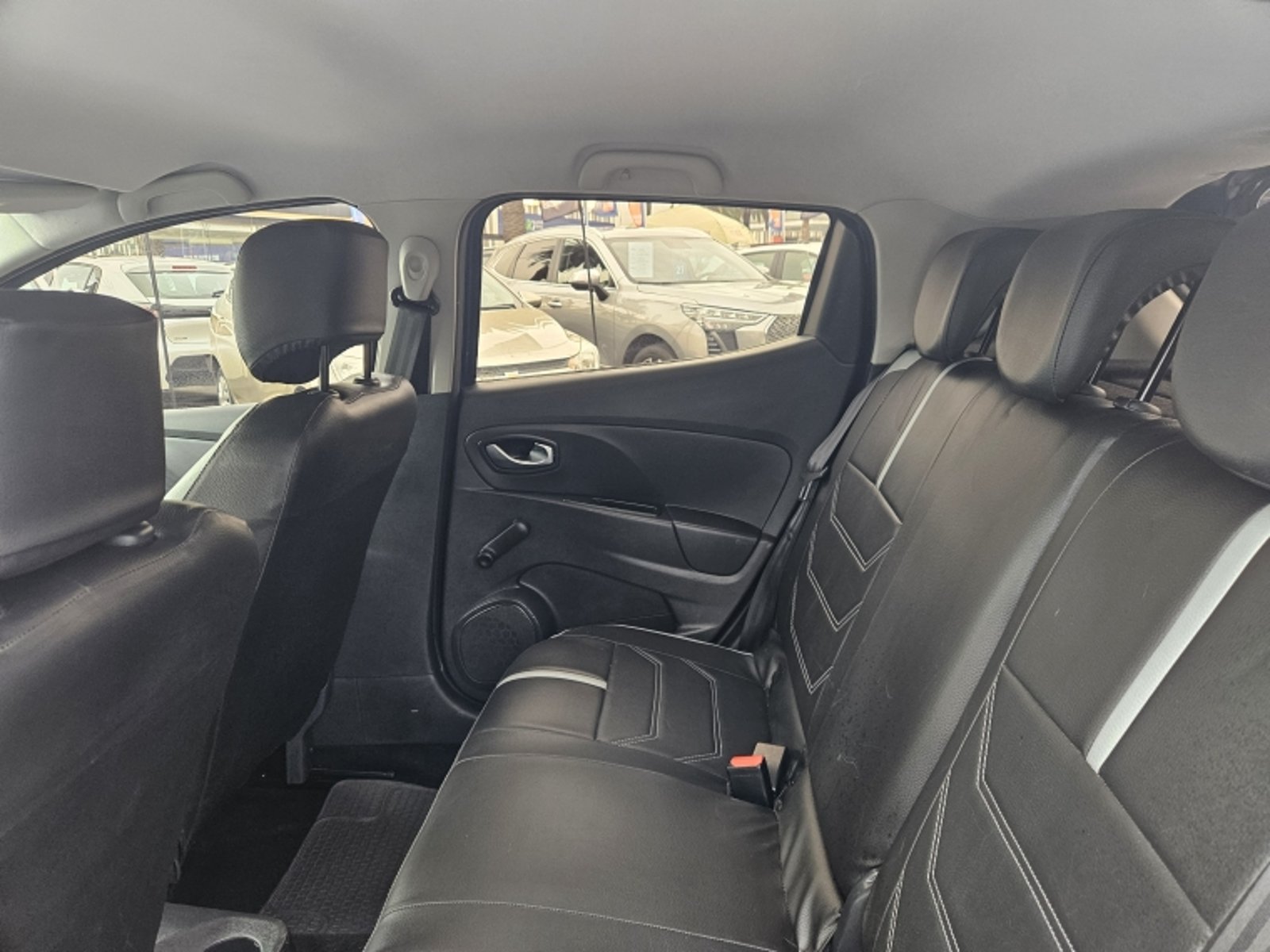 RENAULT CLIO IV HB 1.2 GL 2020 - Imagen 8 de 19