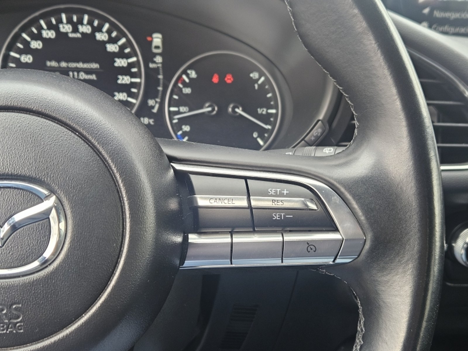 Mazda 3 3 SPORT V 2.0 7G 6 AT 2023 - Imagen 17 de 20