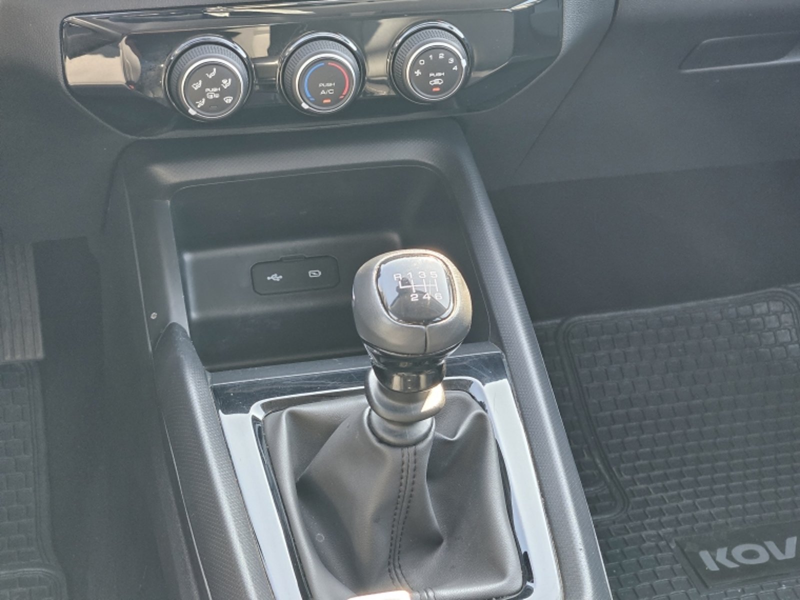 CHEVROLET SAIL 1.5 LTZ MT 2024 - Imagen 12 de 20