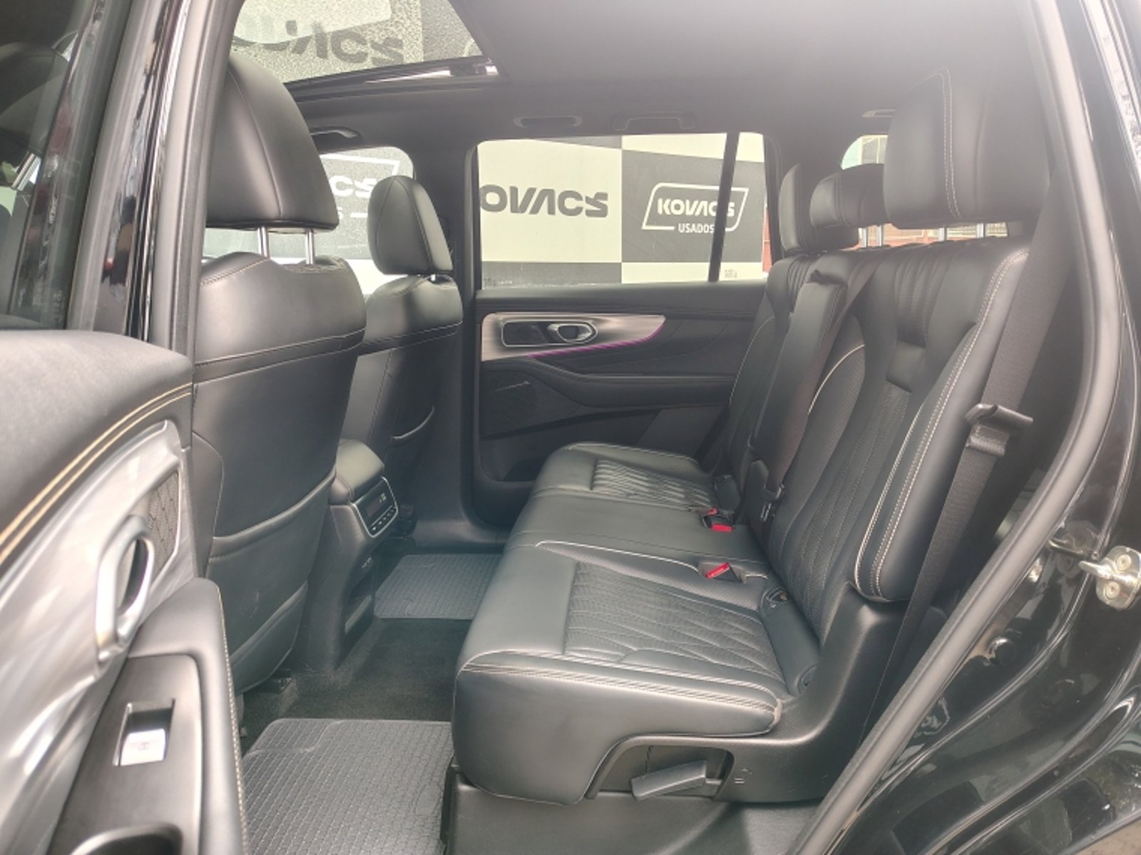 GAC Motor GS8 2.0 T GT AT 2024 - Imagen 8 de 19