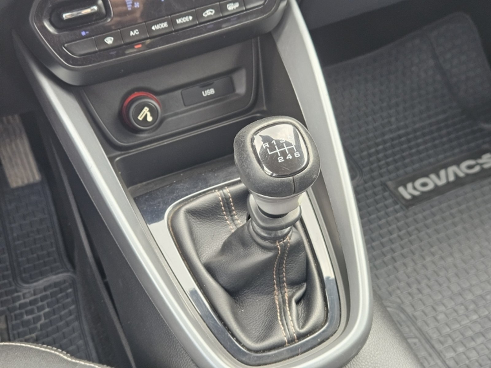 Chevrolet GROOVE 1.5 LTZ MT 2022 - Imagen 12 de 20
