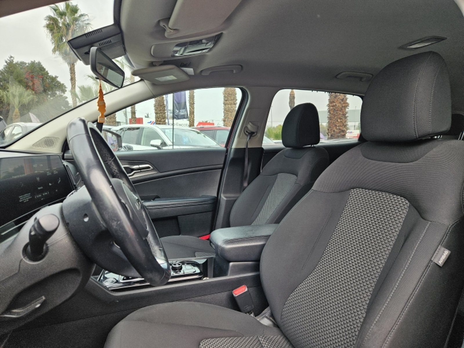 KIA SPORTAGE EX 2.0 AUT 2023 - Imagen 15 de 20