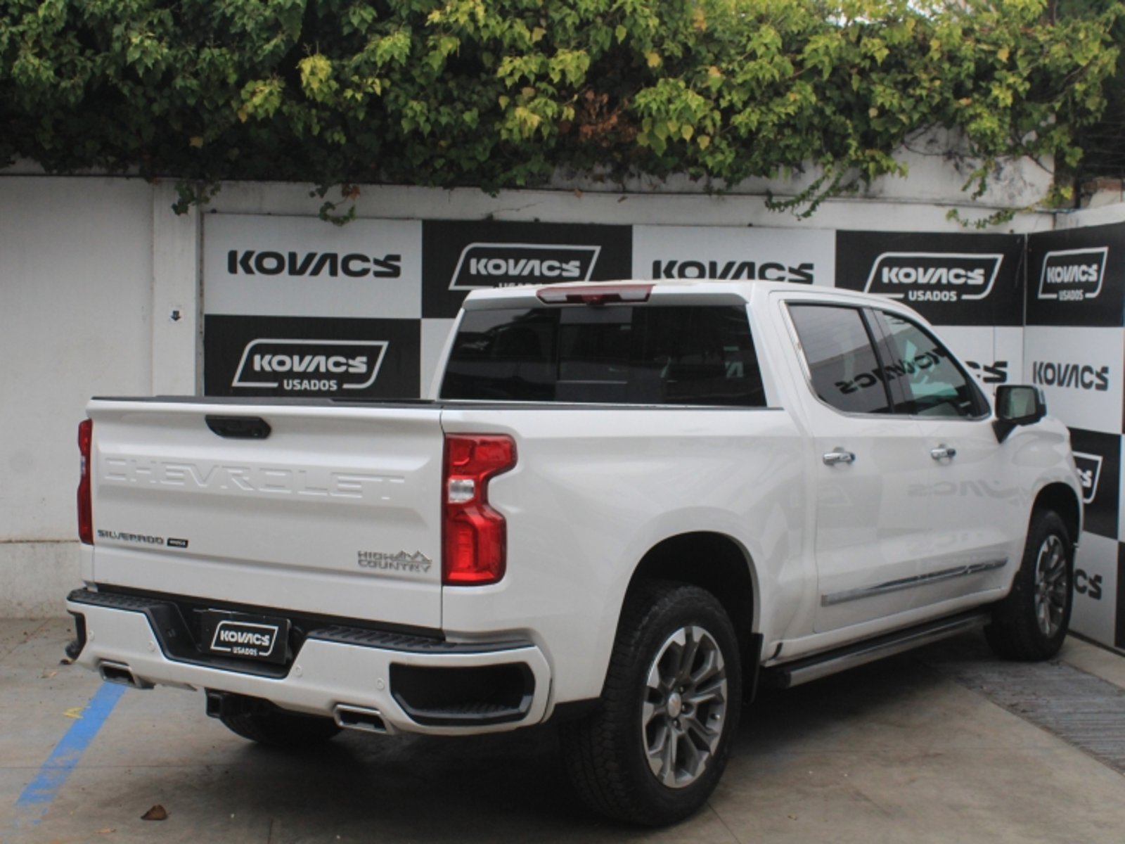 CHEVROLET SILVERADO 3.0 TD HIGH CONTRY AT 4X4 DIESEL 2025 - Imagen 5 de 20