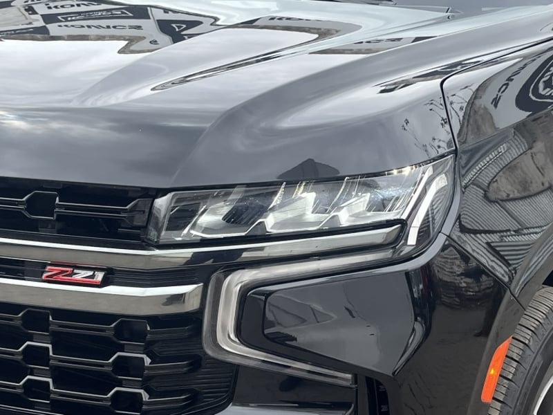 Chevrolet SUBURBAN 5.3 Z71 AT 4X4 2023 - Imagen 8 de 20