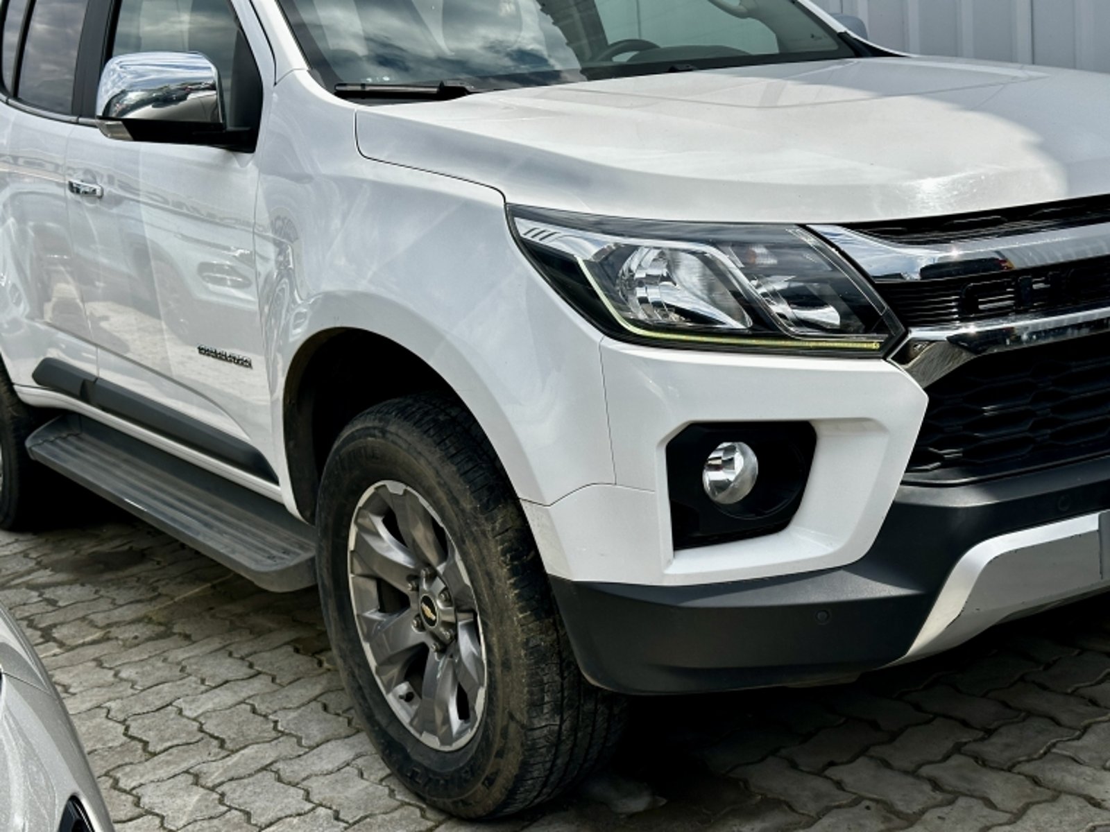 Chevrolet TRAILBLAZER PREMIER 4X4 2.8 AUT 2022 - Foto 4 de 18
