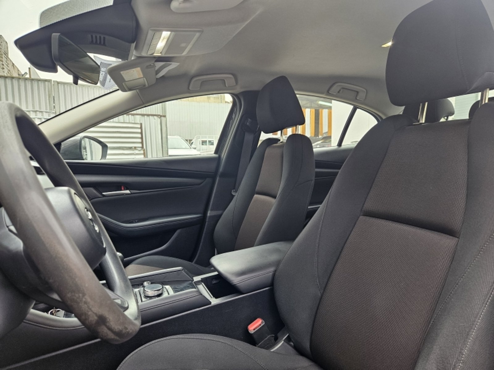 MAZDA 3 V 7G MT 2022 - Imagen 15 de 19