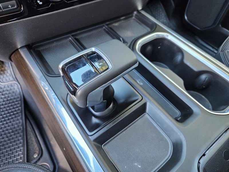 Chevrolet SILVERADO SILVERADO 4X4 3.0L AUT 2025 - Imagen 13 de 19