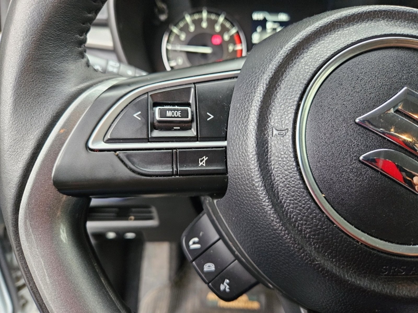 Suzuki BALENO 1.5  GLX  AT 2025 - Imagen 19 de 19