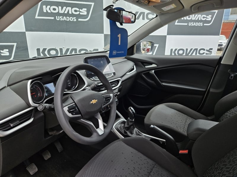 Chevrolet TRACKER 1.2 LS MT 2023 - Imagen 12 de 19