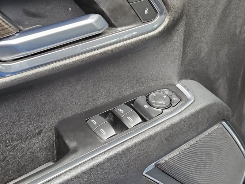 Chevrolet SILVERADO SILVERADO 5.3L LT TB AT AWD 2024 - Imagen 11 de 20