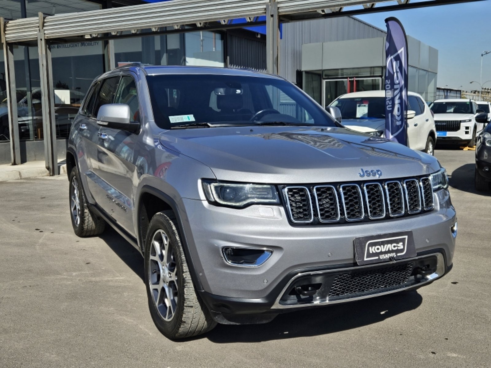 Jeep GRAND CHEROKEE 3.6 LIMITED LX AT 4X4 2022 - Foto 3 de 20