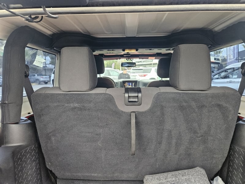 Jeep WRANGLER WRANGLER SPORT 4X4 3.6 AUT 2017 - Imagen 10 de 20