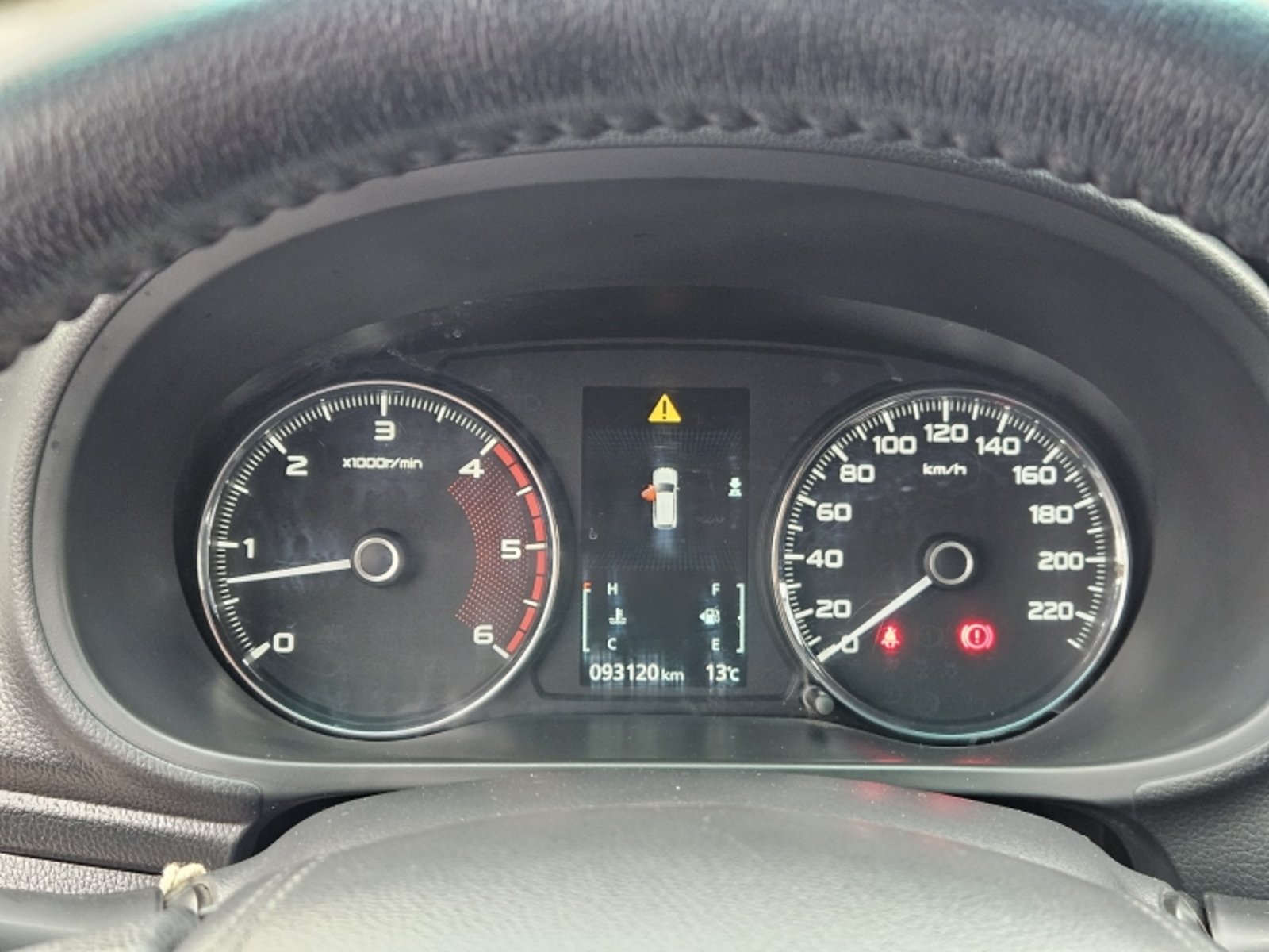 MITSUBISHI MONTERO SPORT MT 4X2 2.4 2017 - Imagen 19 de 19