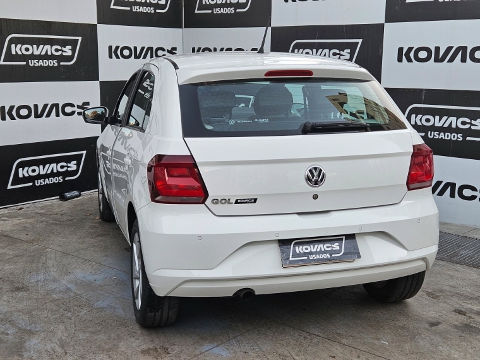 VOLKSWAGEN GOL 1.6  HIGHLINE MT 2023 - Imagen 7 de 20