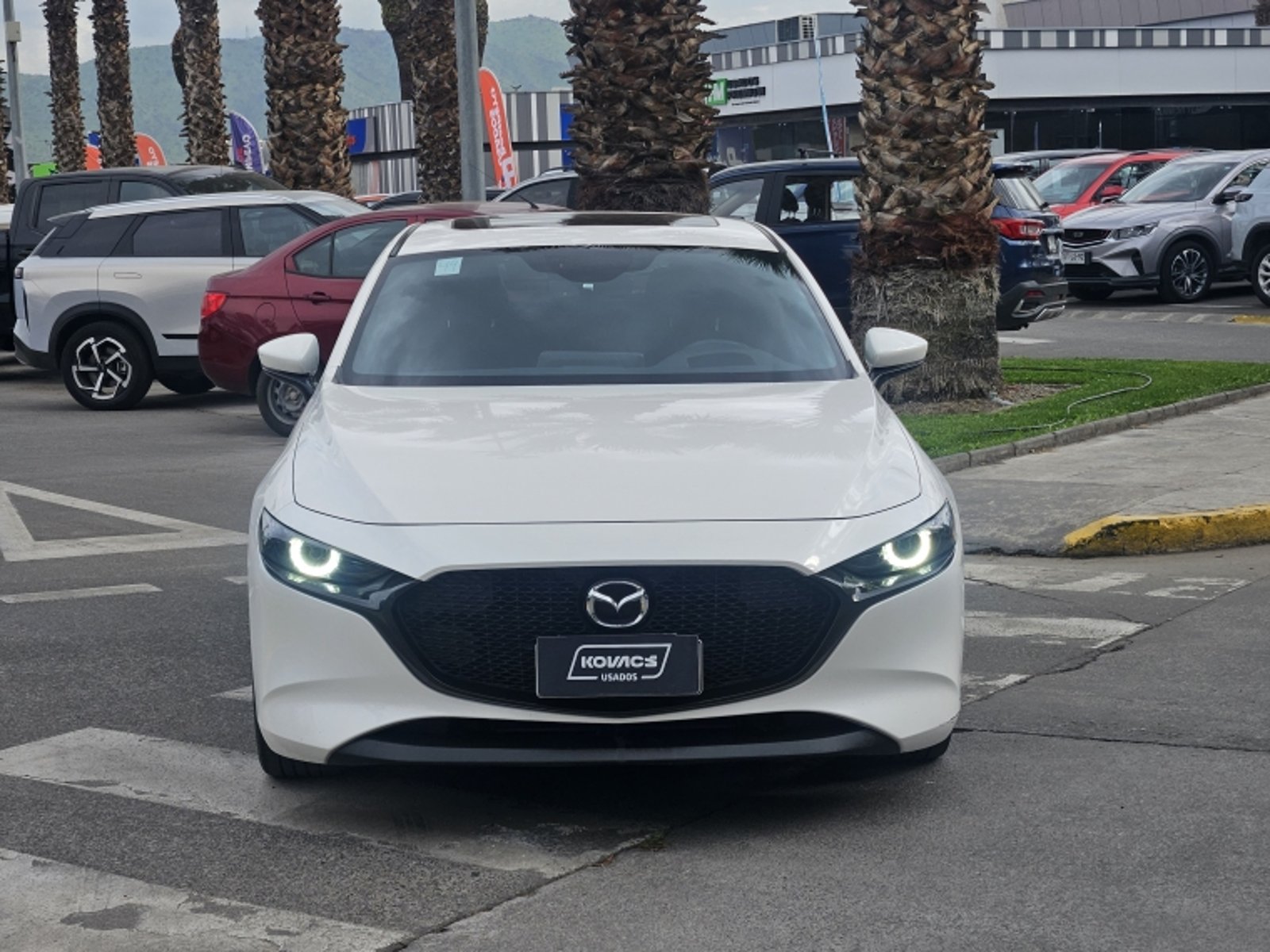 Mazda 3 2.0 SPORT CORE AT 2024 - Foto 2 de 20
