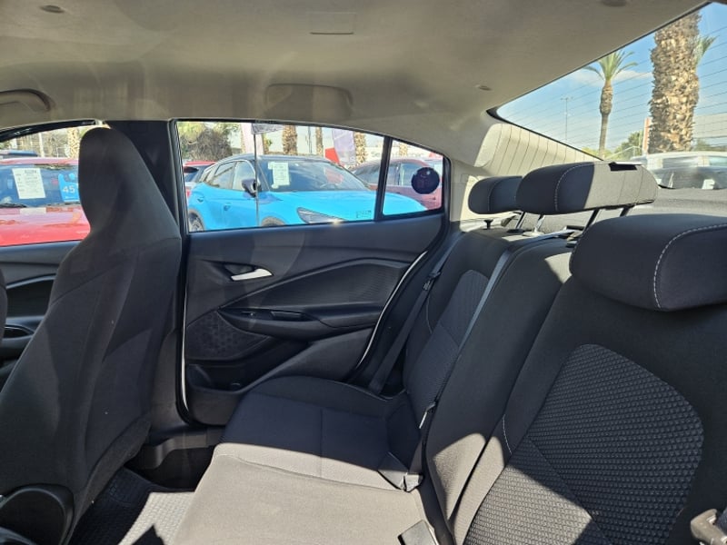 Chevrolet ONIX ONIX SEDAN 1.2L LS MT 2023 - Imagen 8 de 20