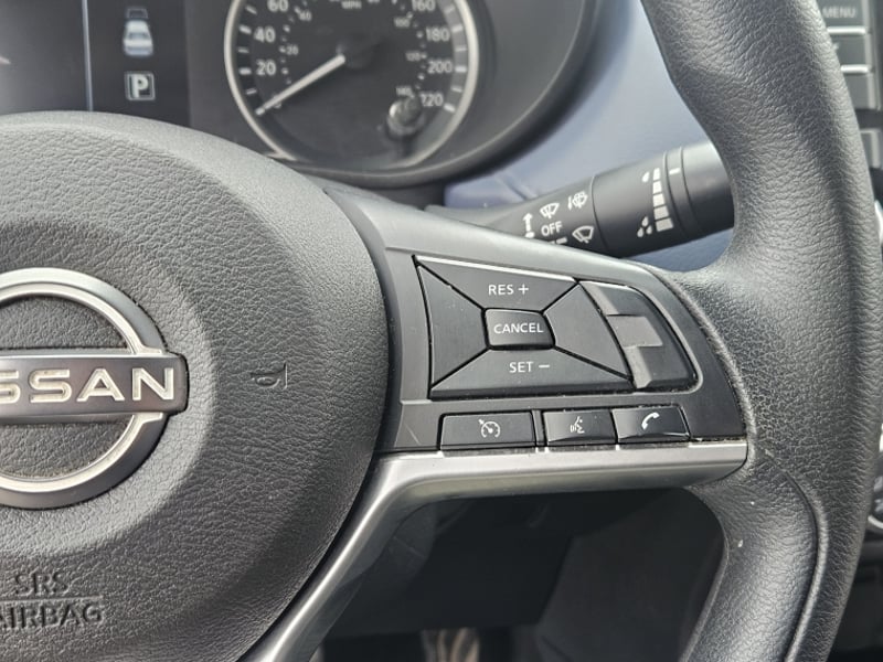 Nissan VERSA ADVANCE AT 1.6 2023 - Imagen 15 de 18