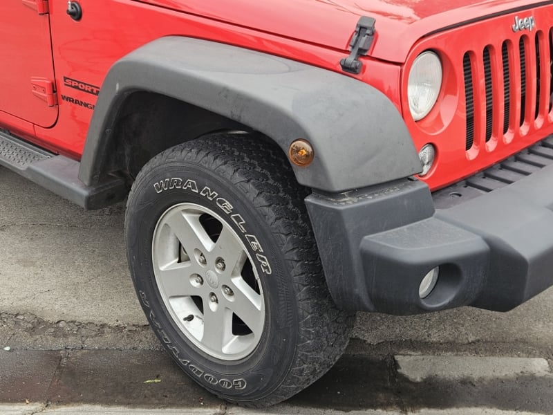 Jeep WRANGLER WRANGLER SPORT 4X4 3.6 AUT 2017 - Imagen 7 de 20