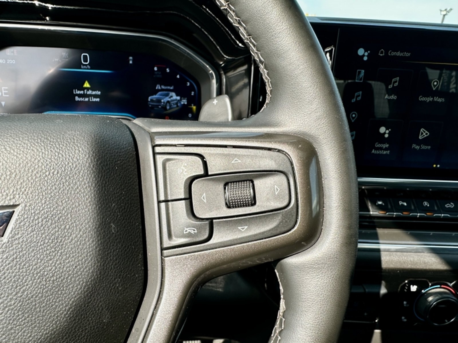 CHEVROLET SILVERADO 3.0 AUT 2025 - Imagen 12 de 20