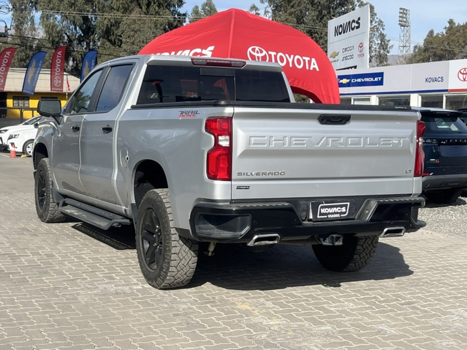 Chevrolet SILVERADO TB 4WD 5.3 2023 - Foto 3 de 20