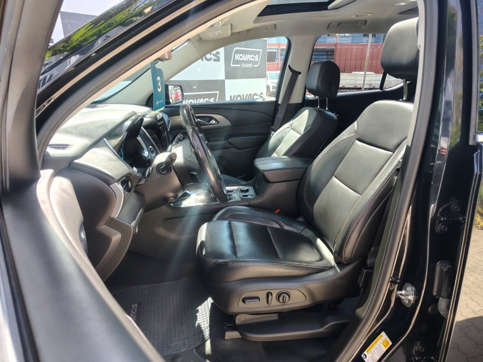 CHEVROLET TRAVERSE 3.6 PREMIER AT 4X4 2022 - Imagen 15 de 20