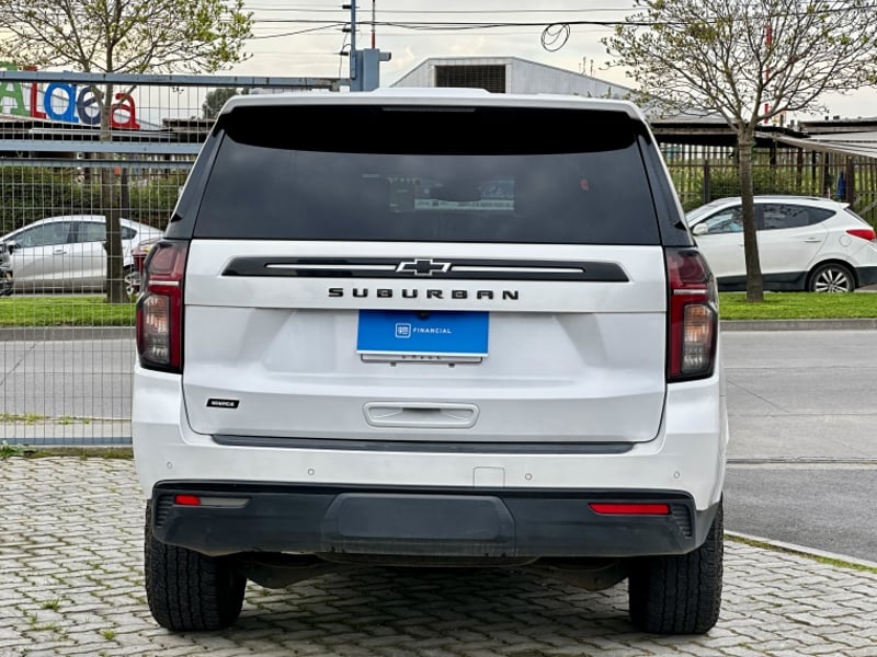 Chevrolet SUBURBAN 5.3 Z71 AT 4X4 2024 - Imagen 6 de 20