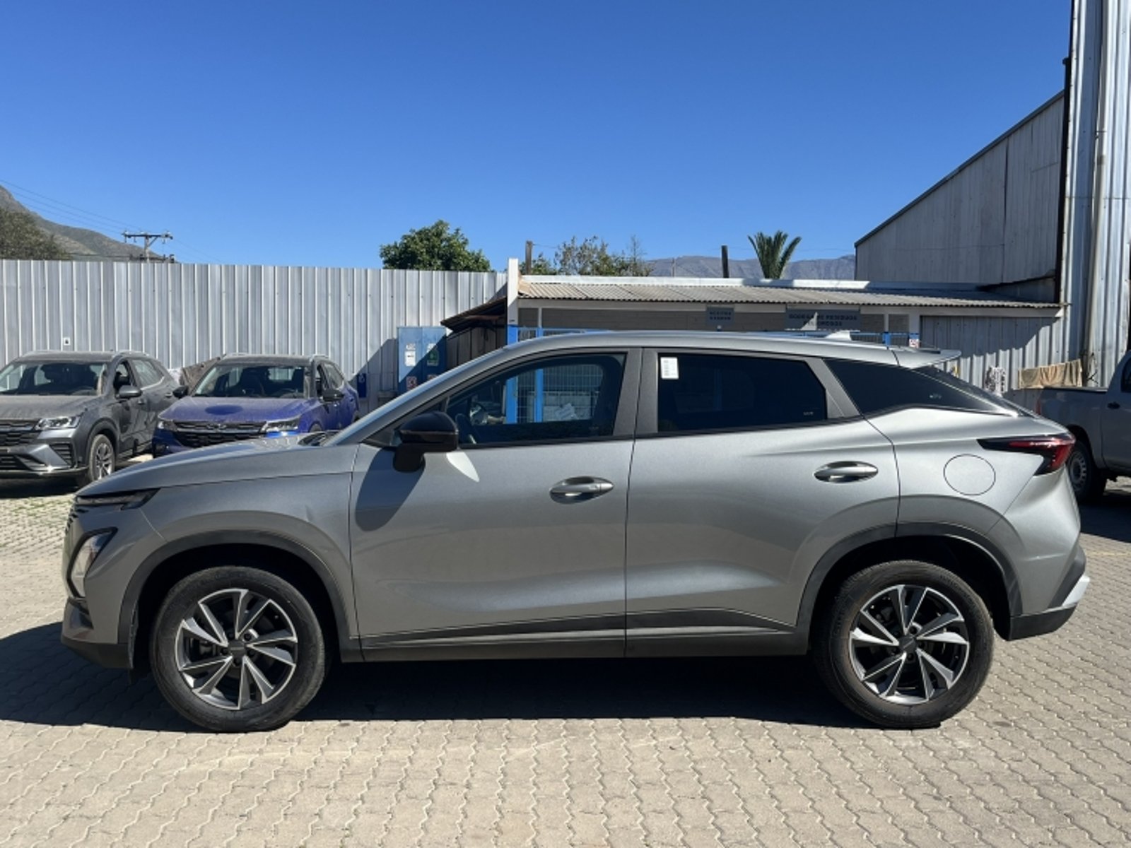 OMODA C5 1.5T CVT COMFORT 2025 - Foto 2 de 20