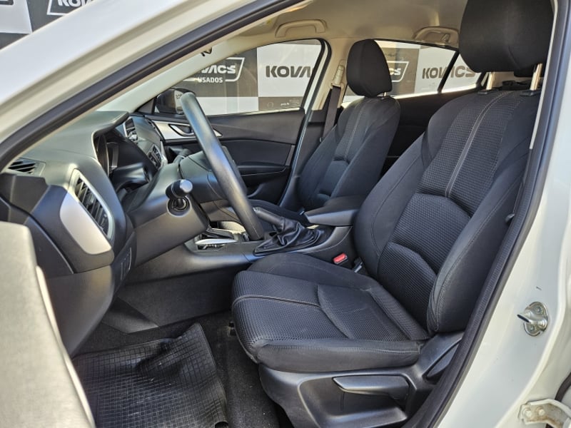 Mazda 3 NEW 3 1.6 AUT 2018 - Imagen 11 de 17