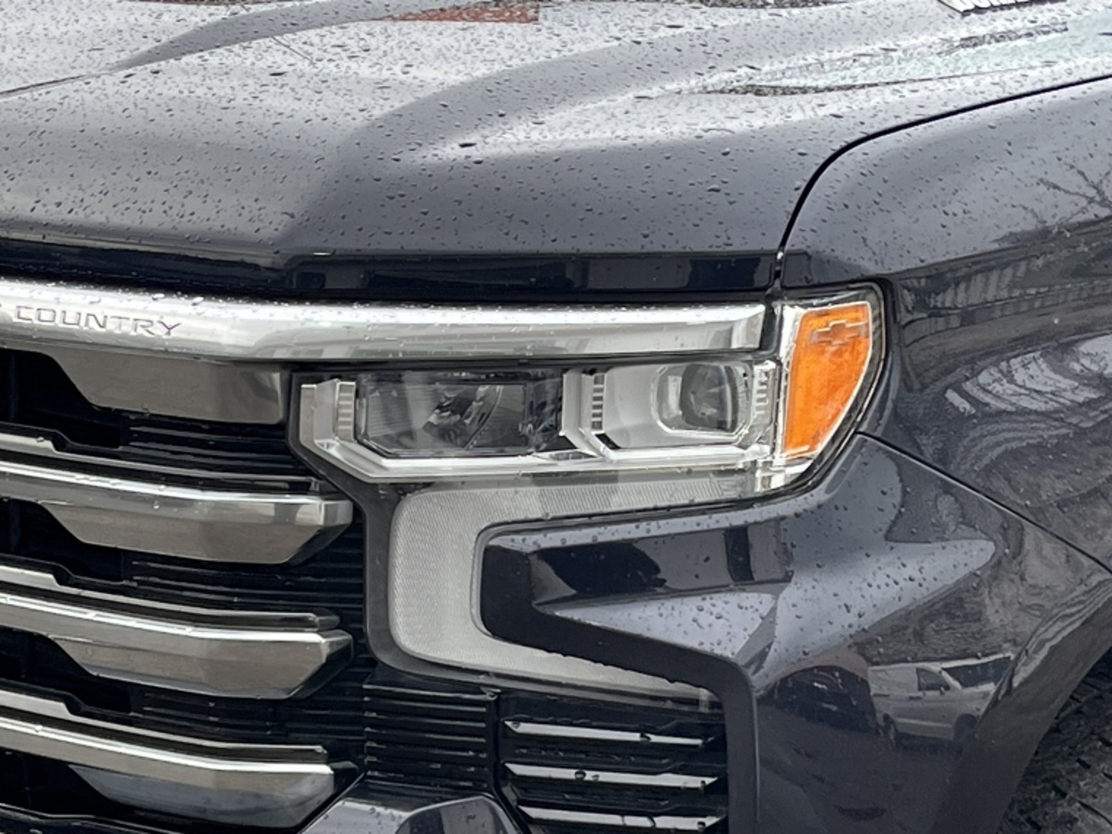Chevrolet SILVERADO 3.0 TD HIGH COUNTRY AT 4X4 DIESEL 2023 - Imagen 11 de 20