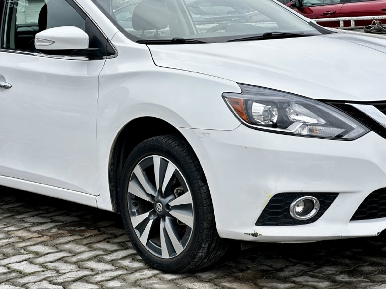 Nissan SENTRA 1.8 AT EXCLUSIVE 2018 - Foto 3 de 16