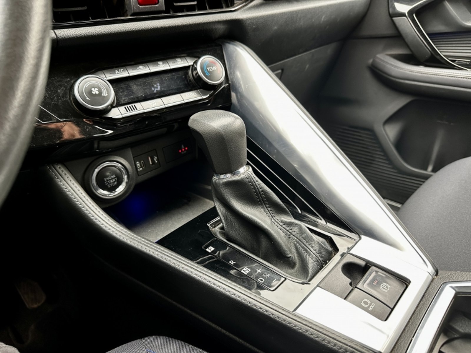 Toyota YARIS 1.5 XG AT 2024 - Imagen 14 de 18