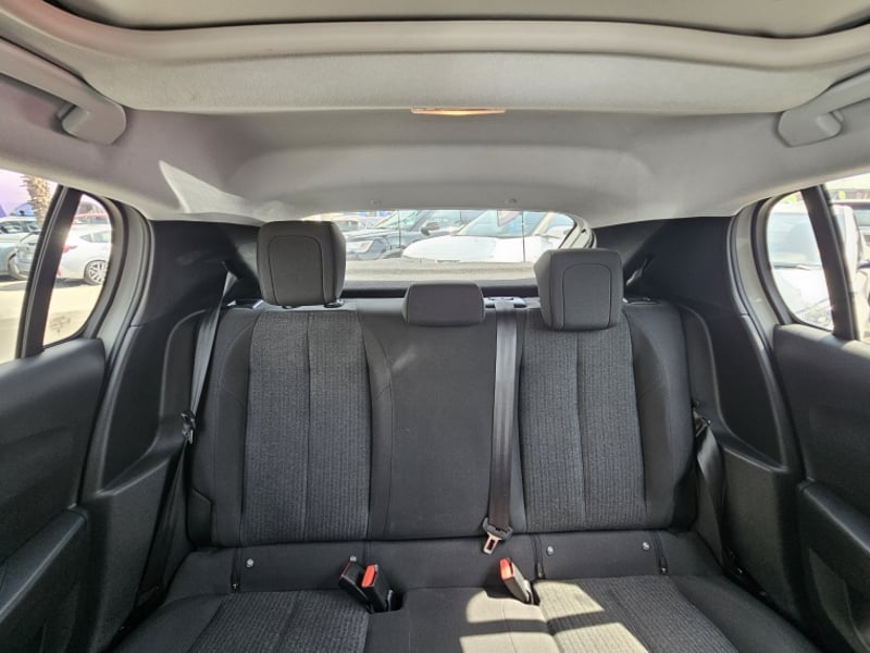 Peugeot 208 STYLE PURETECH 75 1.2 2024 - Imagen 15 de 20