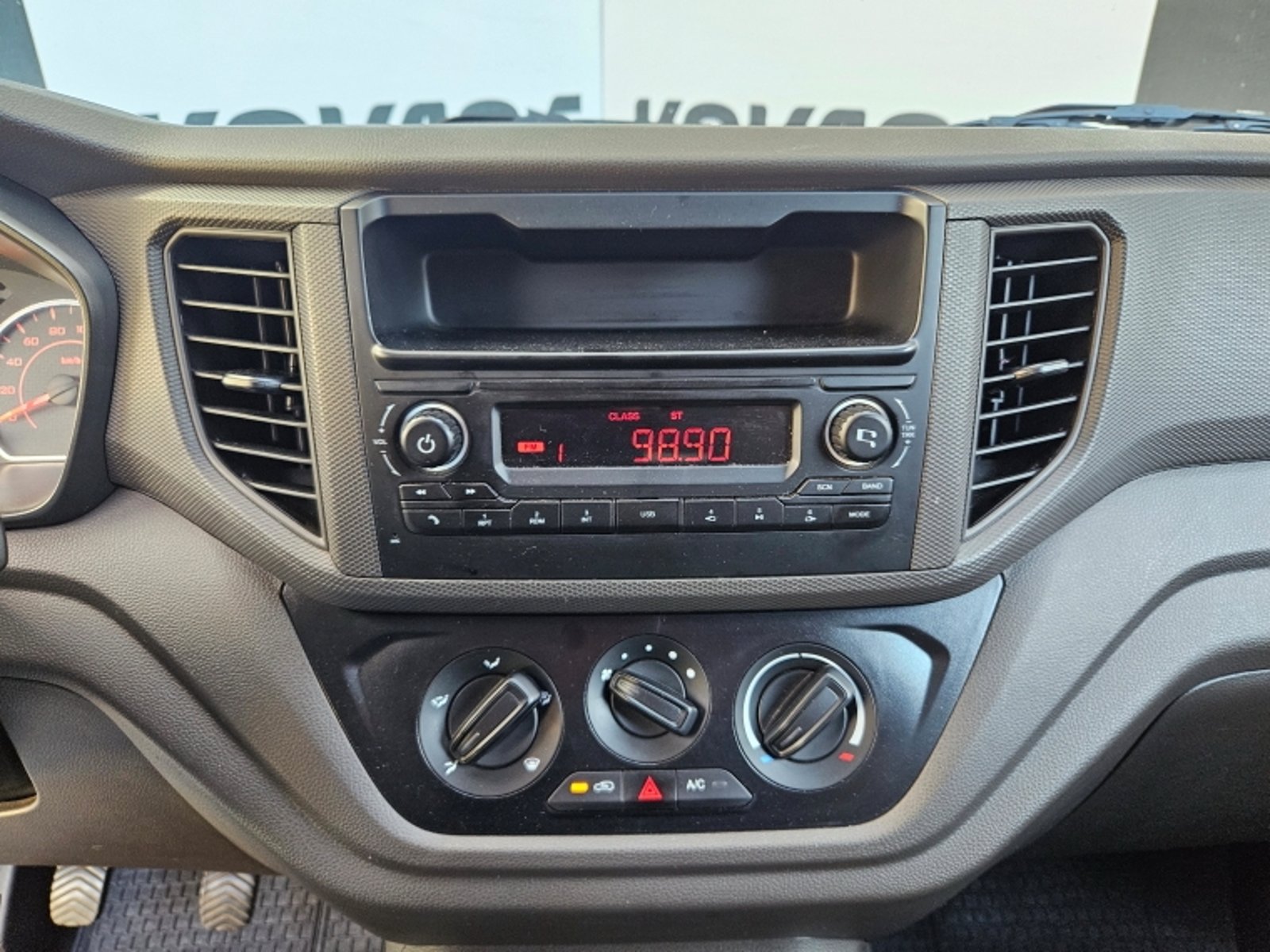 CHEVROLET N400 1.5 AC MT 2026 - Imagen 14 de 14