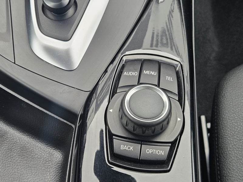 BMW 118 1.5 I 5 PUERTAS LCI AT 2017 - Imagen 13 de 20