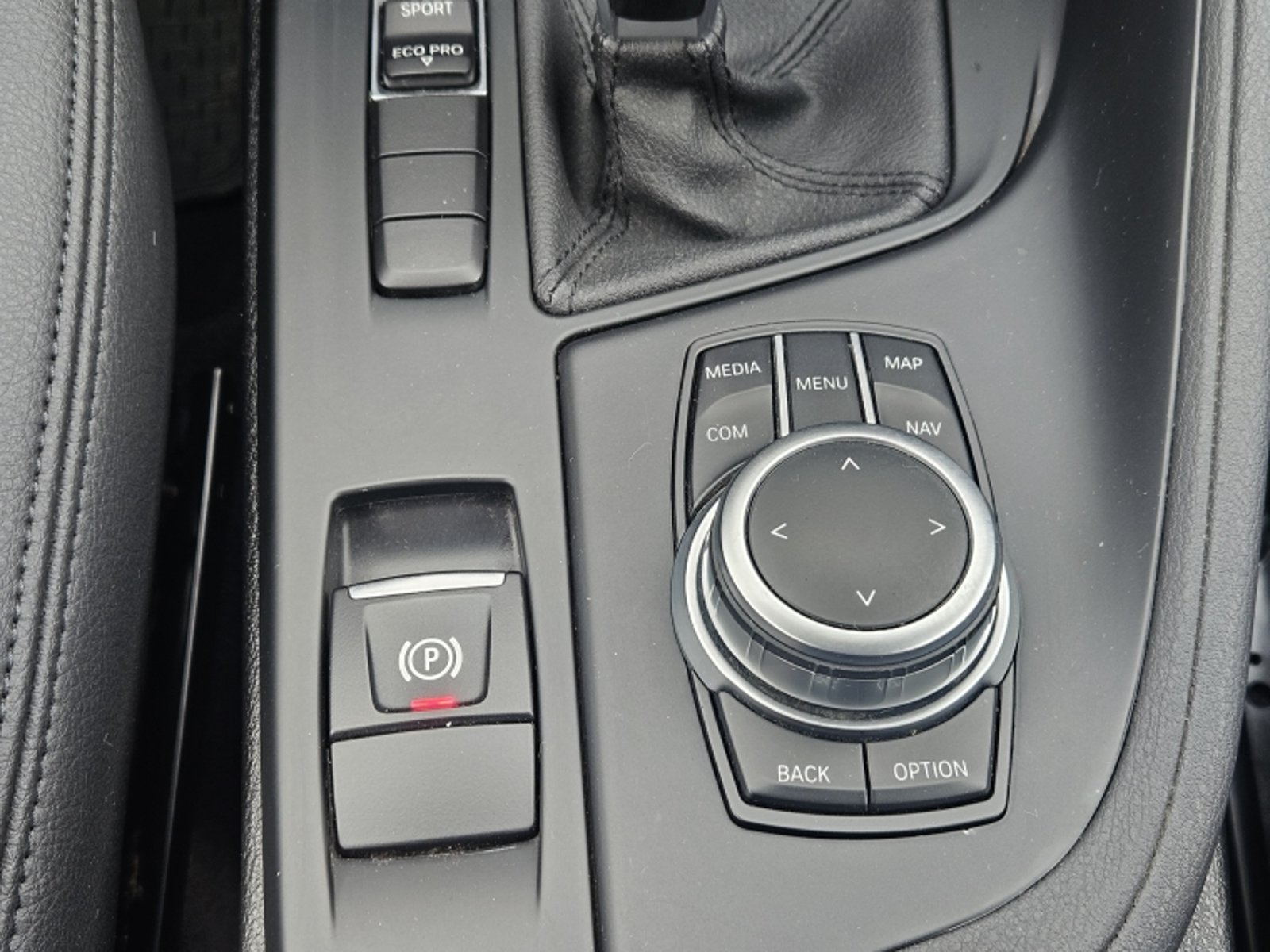 BMW X1 1.5 SDRIVE18I COMFORT AT 2022 - Imagen 14 de 20