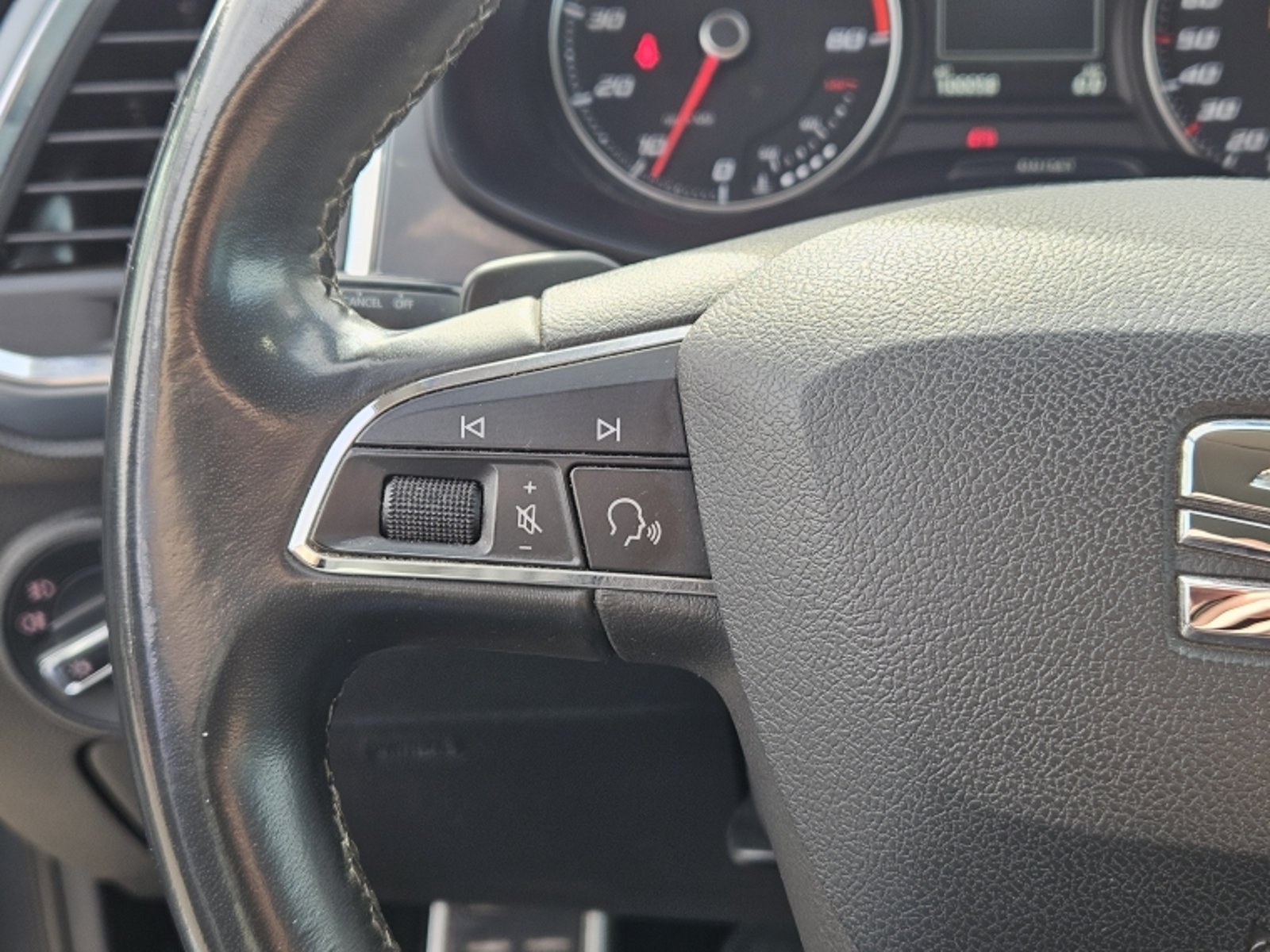 SEAT ATECA ATECA TSI 1.4 AUT 2021 - Imagen 14 de 20