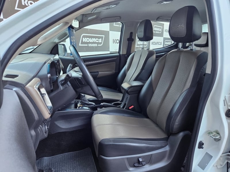 Chevrolet COLORADO 2.8  TD HIGH COUNTRY AT DIESEL 2024 - Imagen 14 de 19