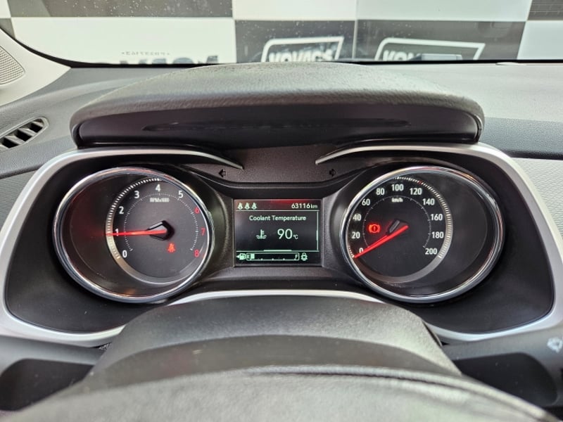 Chevrolet TRACKER 1.2T  LTZ MT 2023 - Imagen 13 de 19