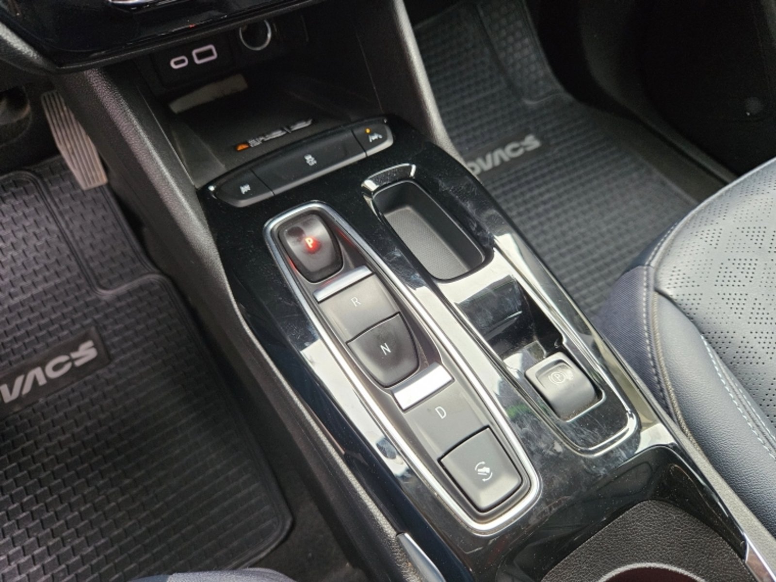 Chevrolet BOLT EUV 00 EUV AT ELECTRICO 2024 - Imagen 15 de 20
