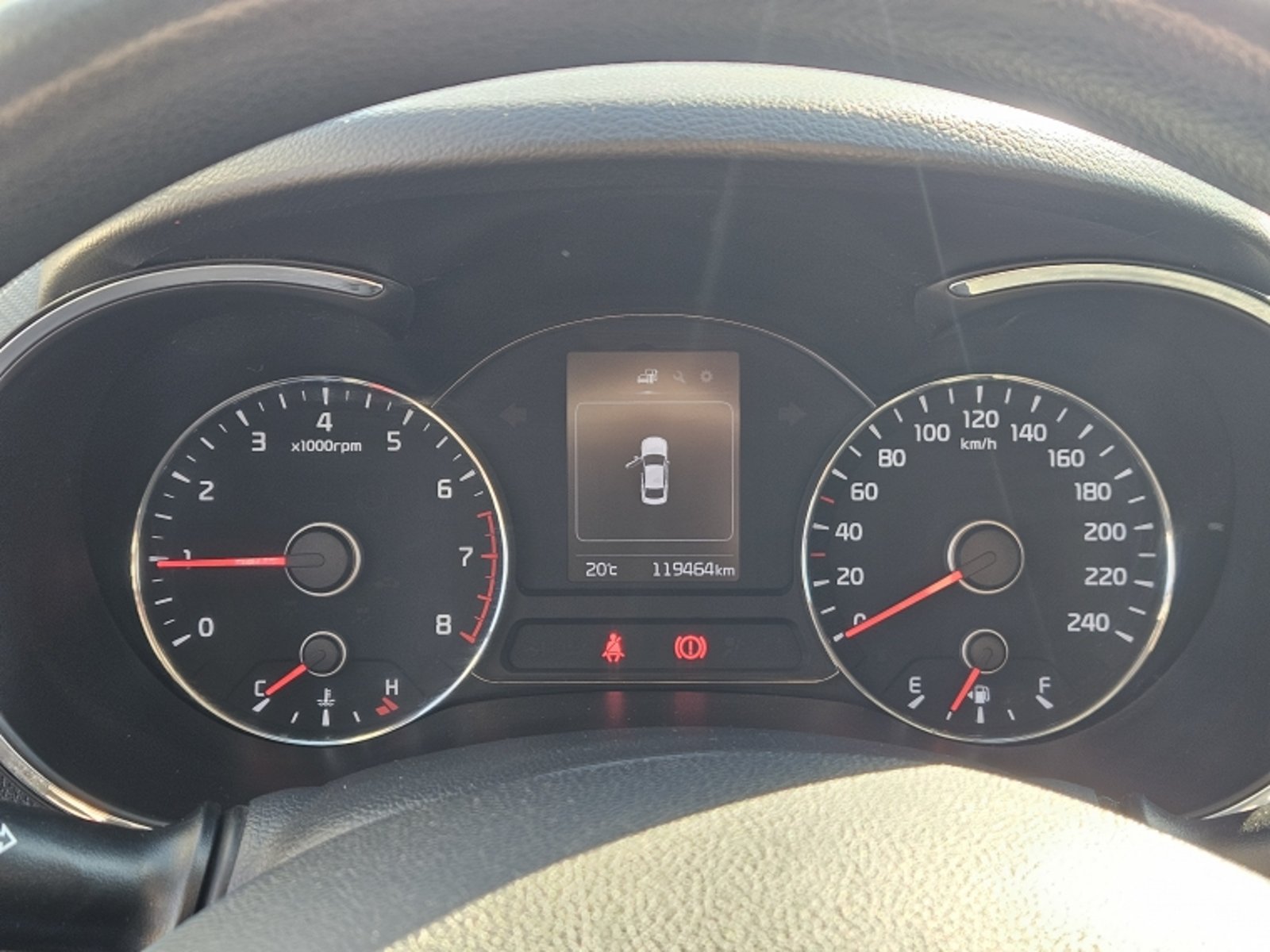 Kia CERATO 5 5 EX MT 1.6 2019 - Imagen 16 de 18