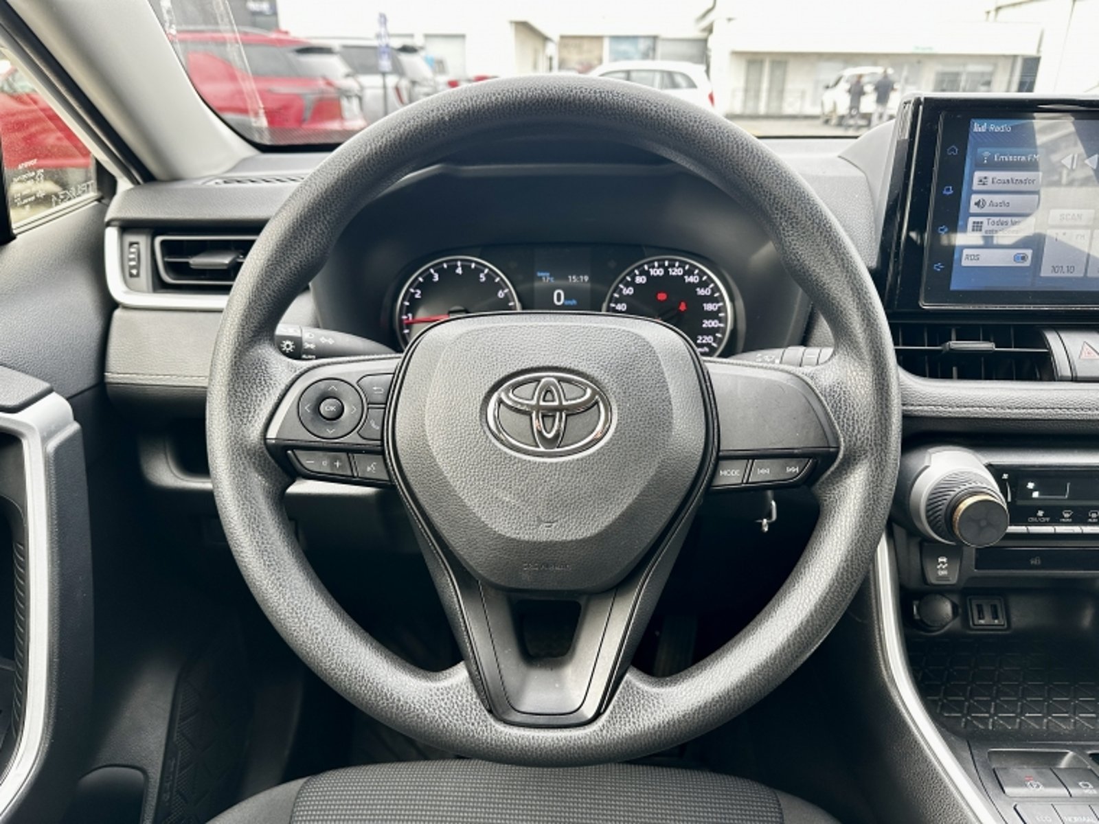 TOYOTA RAV4 2.0 LE AT 2024 - Imagen 10 de 20