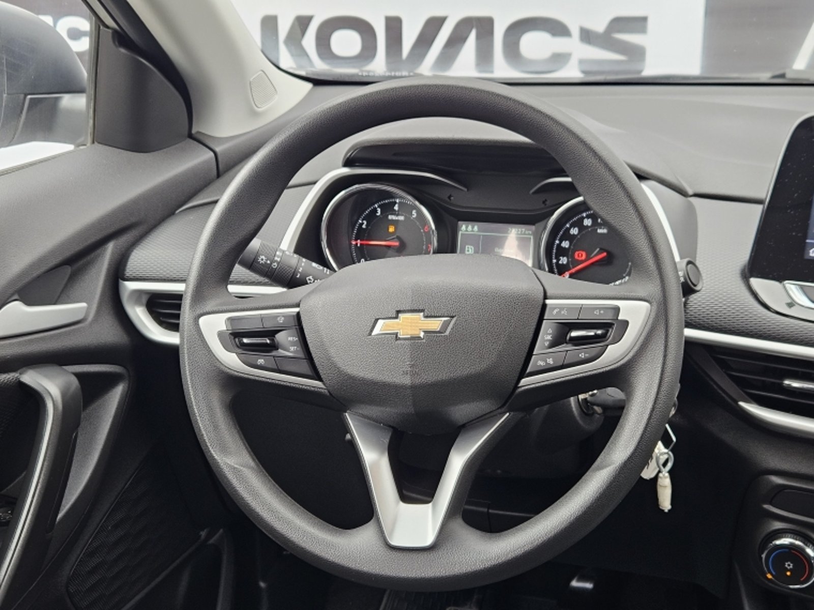 CHEVROLET TRACKER LS 1.2T 2022 - Imagen 13 de 20