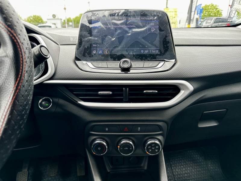 Chevrolet TRACKER 1.2T LTZ MT 2022 - Imagen 13 de 18