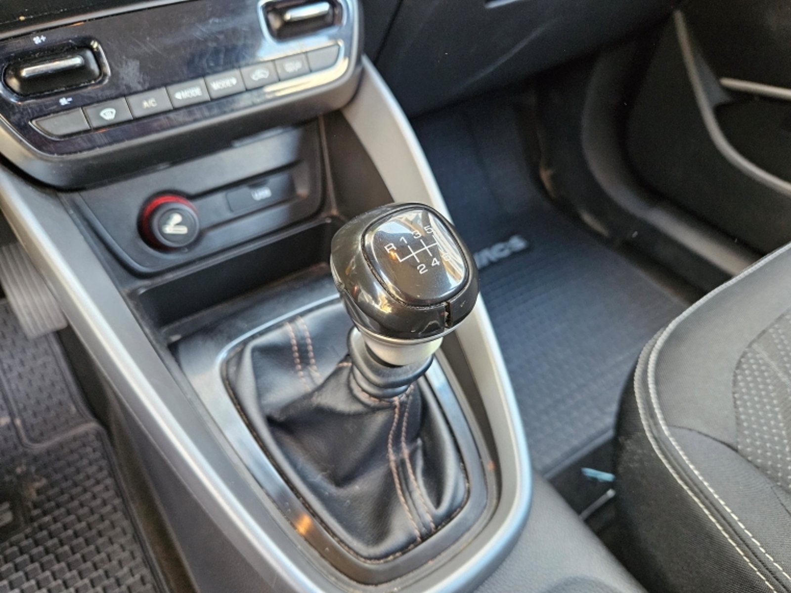 Chevrolet GROOVE 1.5 LTZ MT 2021 - Imagen 15 de 19