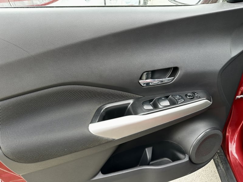 Nissan KICKS 1.6  ADVANCE  ROCK EDITION  MT 2020 - Imagen 15 de 18