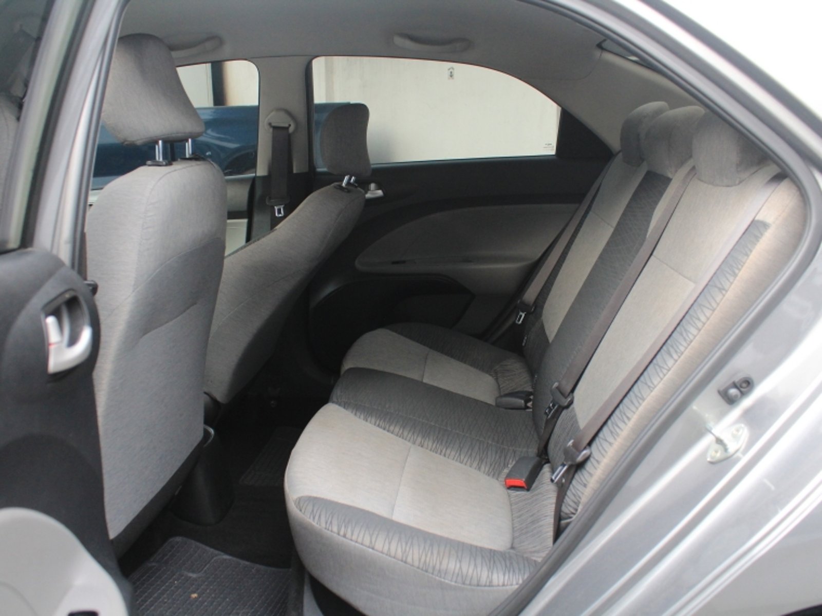 KIA SOLUTO 1.4  LX MT 2024 - Imagen 5 de 18
