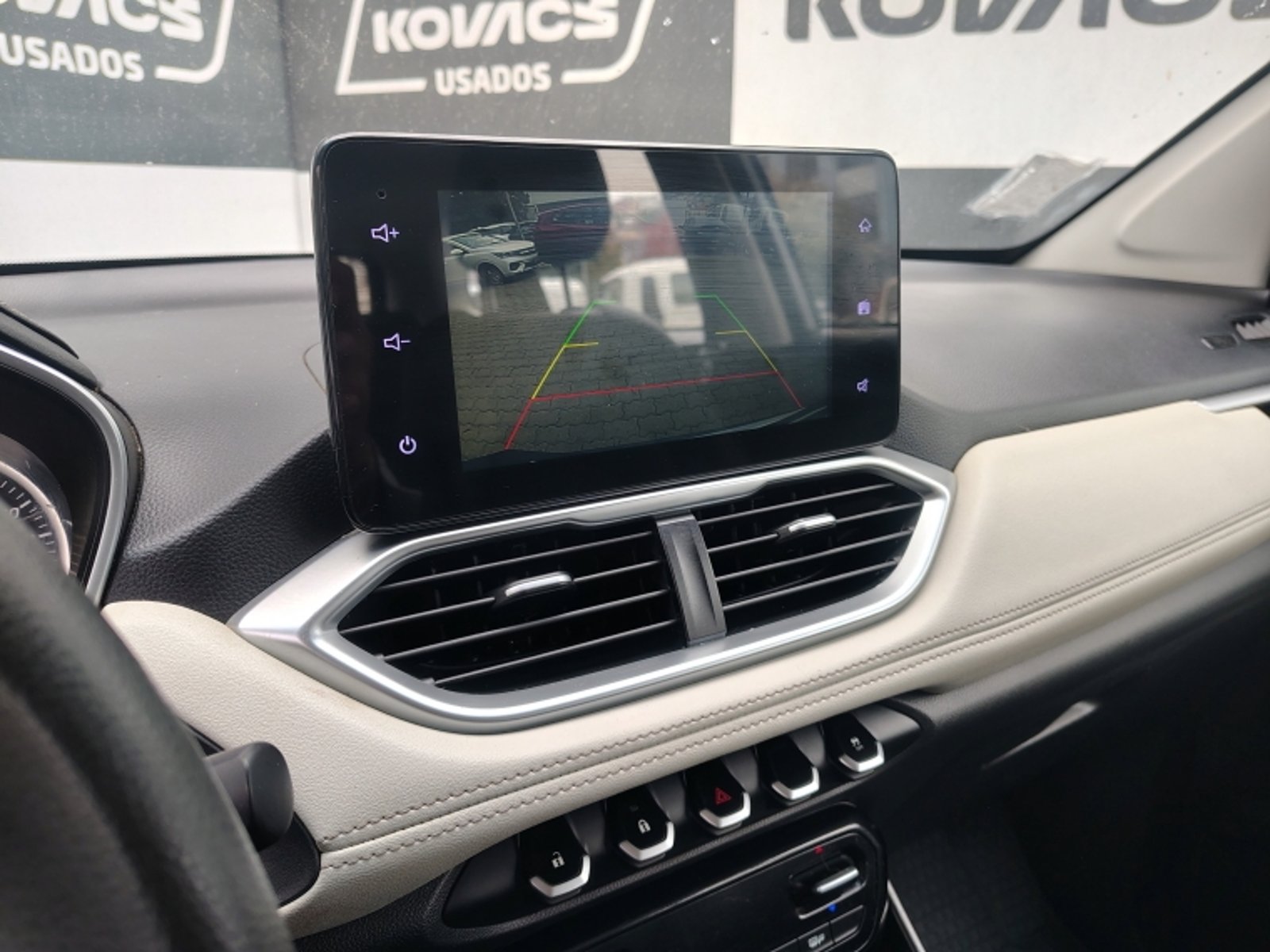 CHEVROLET CAPTIVA 1.5 LT AT 2021 - Imagen 16 de 20