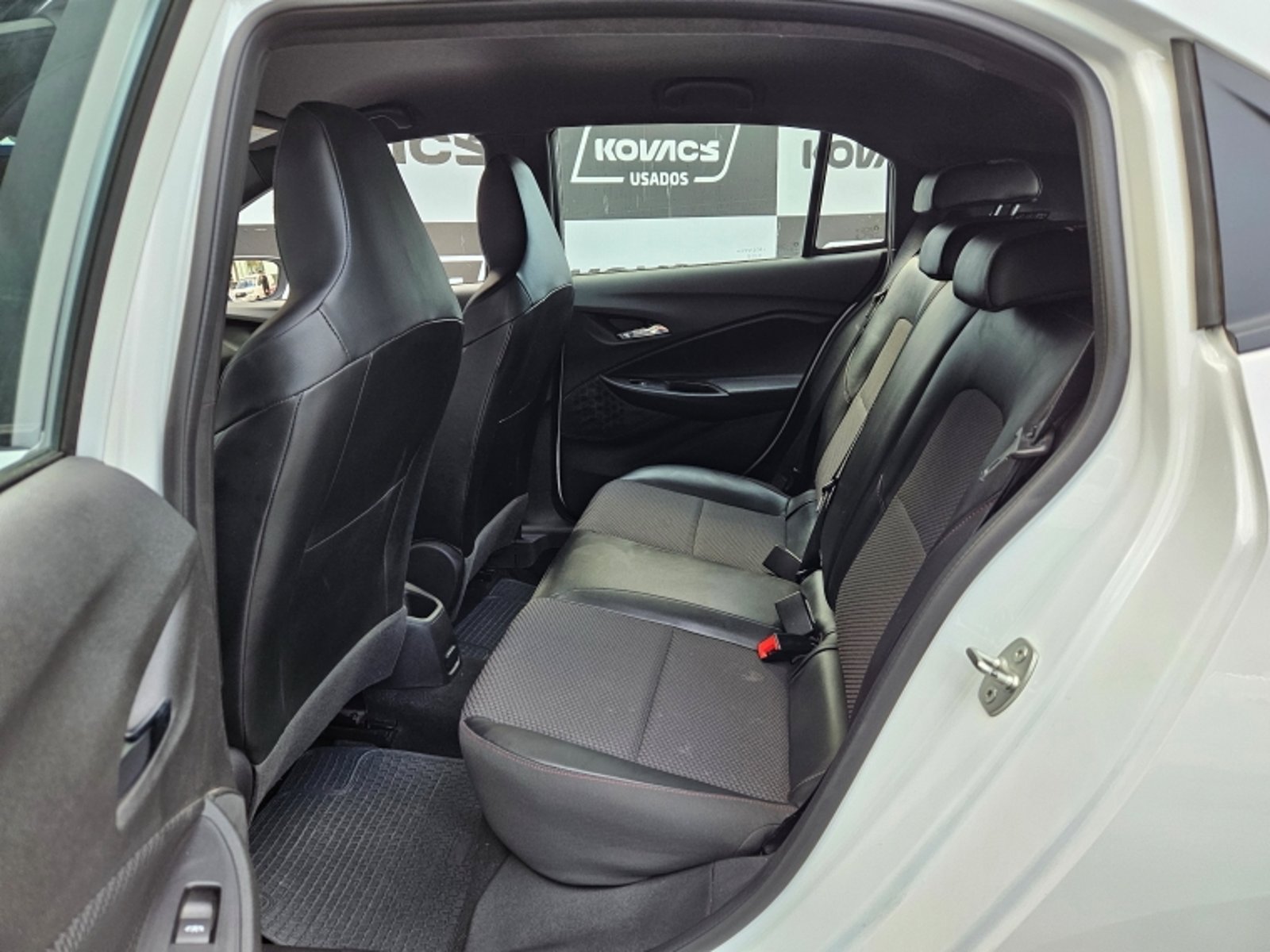 Chevrolet ONIX 1.0T  RS MT 2025 - Imagen 8 de 20