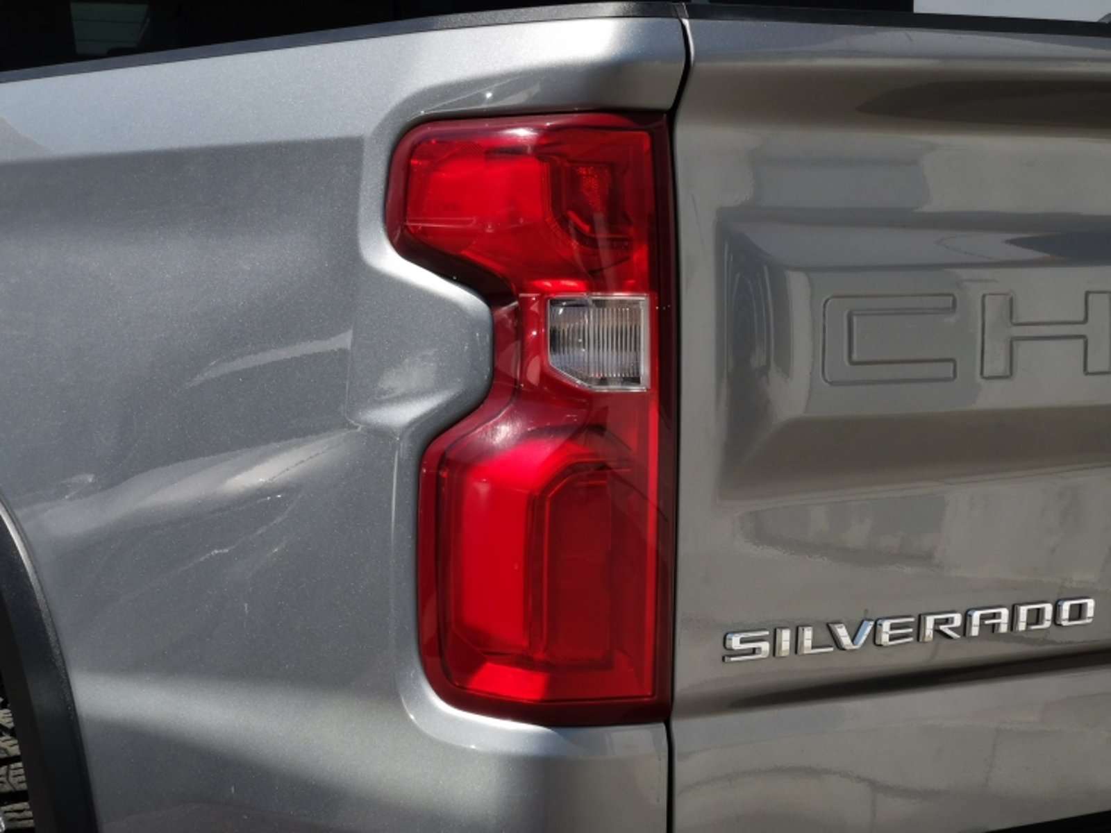 CHEVROLET SILVERADO 6.2 ZR2 AT 4X4 2024 - Imagen 7 de 20