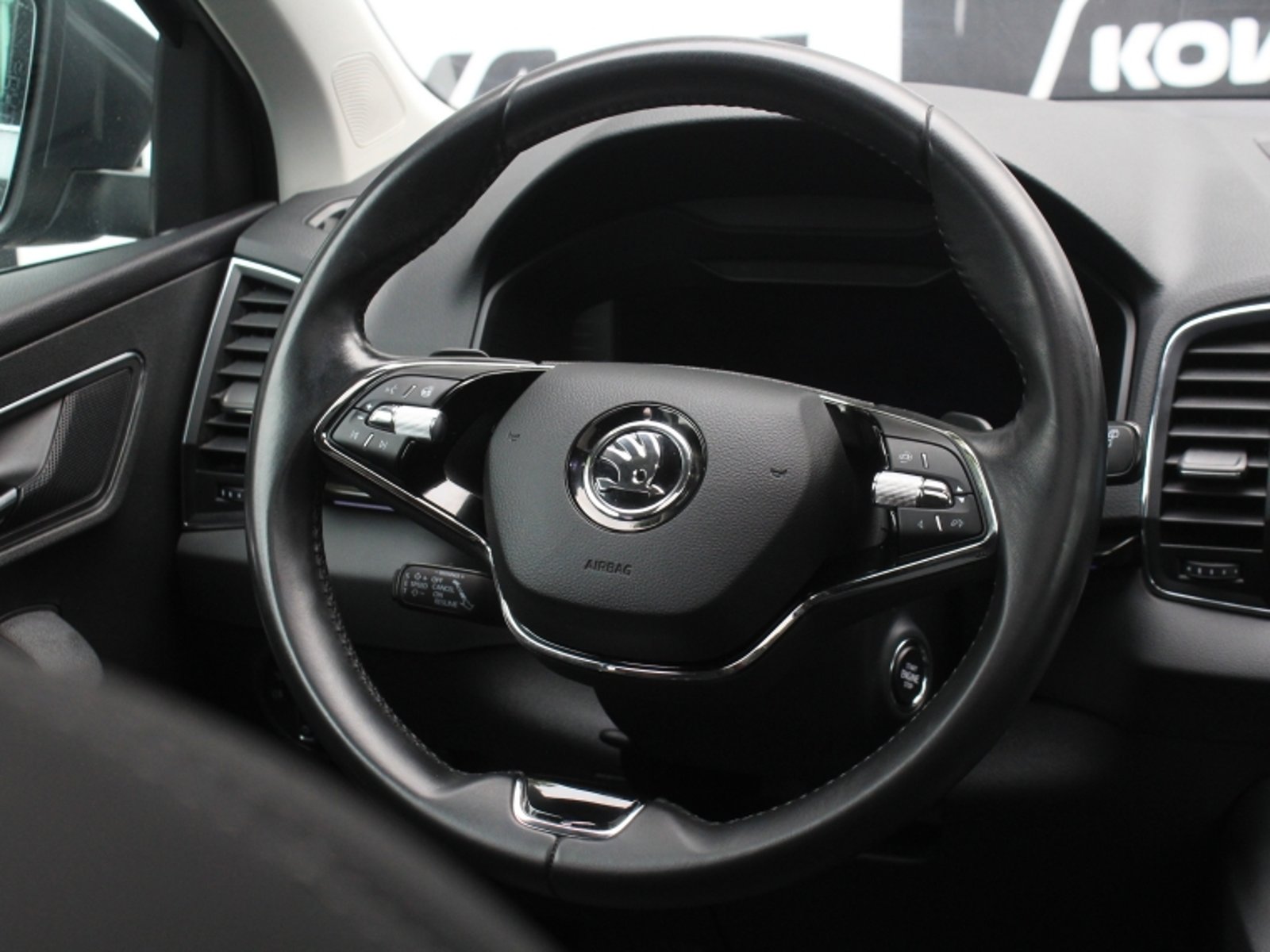 SKODA KAROQ 1.4  TSI STYLE  AT 2023 - Imagen 12 de 19